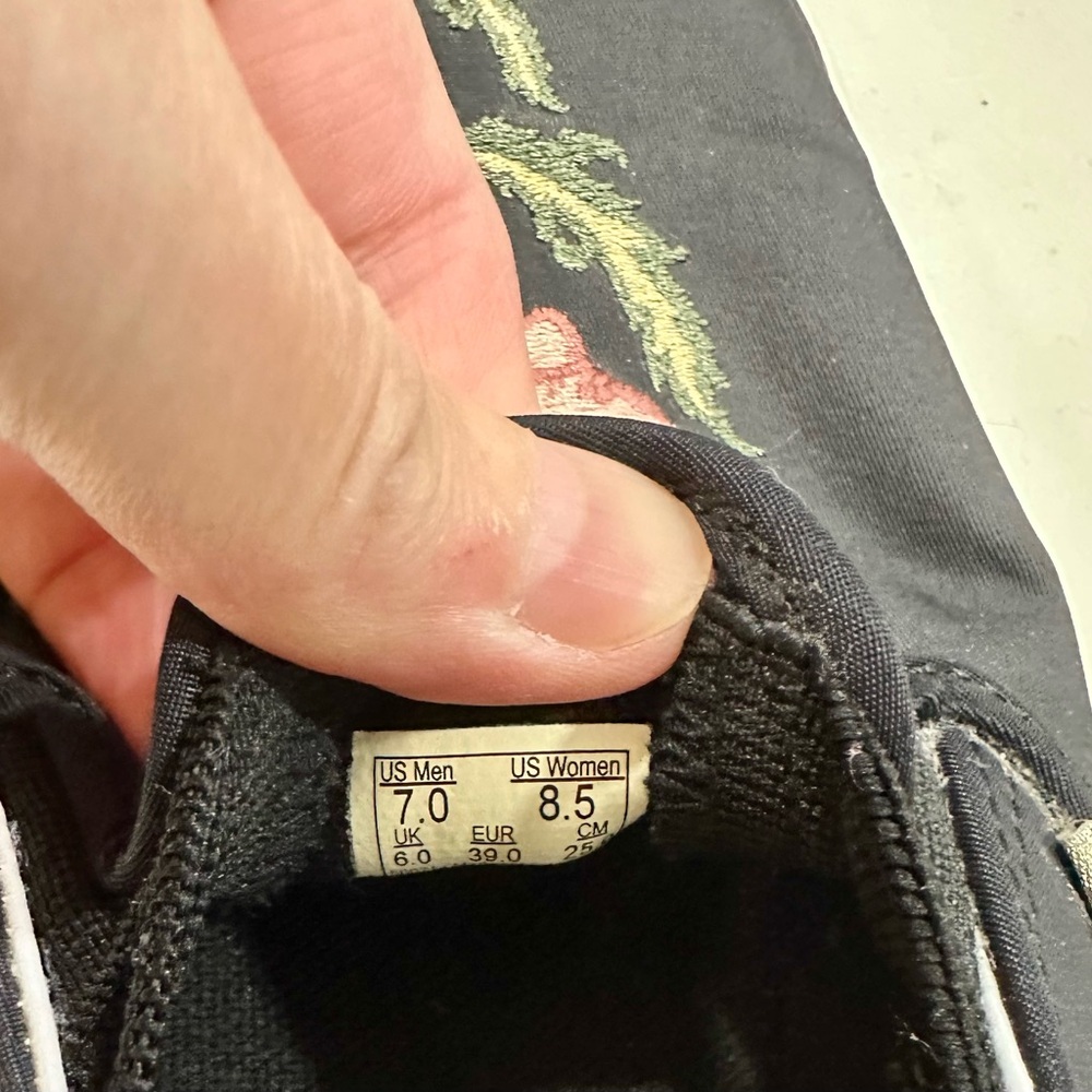 Vans Black Slip-On Shoes with Gold Tag - Picture 6 of 8